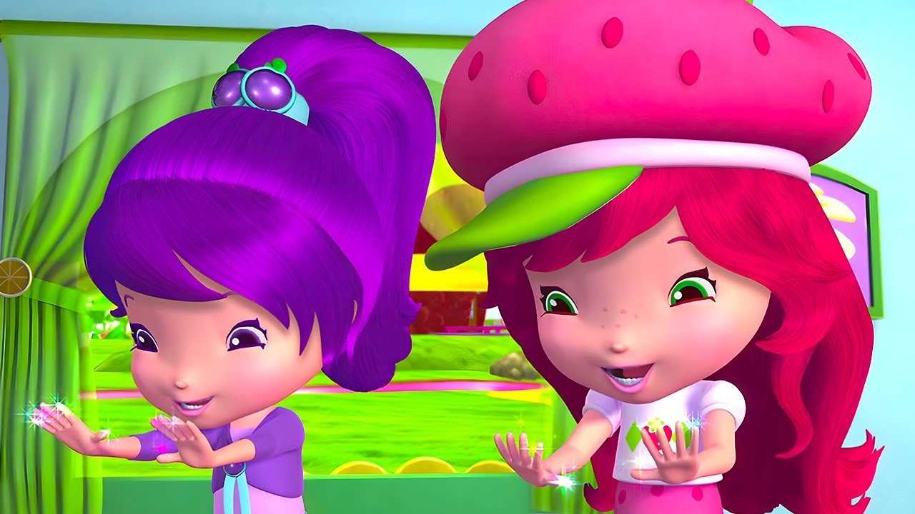 MUSICAL NAILS! 💅 🤩 🍓 | STRAWBERRY SHORTCAKE | WildBrain Kids