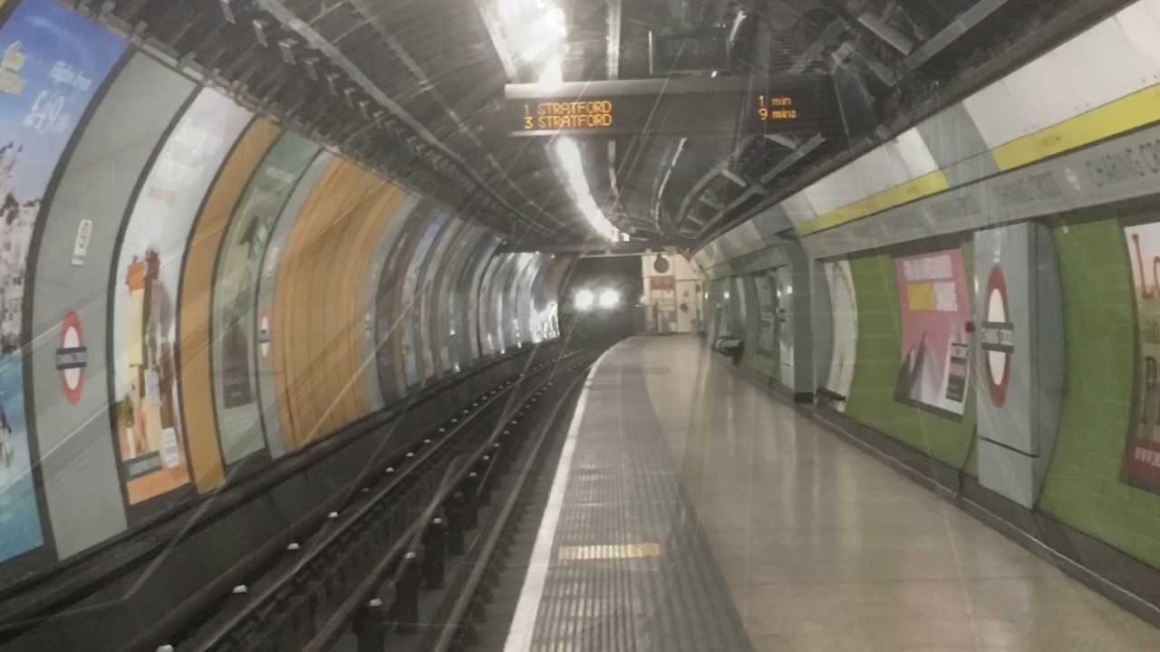 Holiday Special 2018: Charing Cross Abandoned & Moorgate Signage Replacement