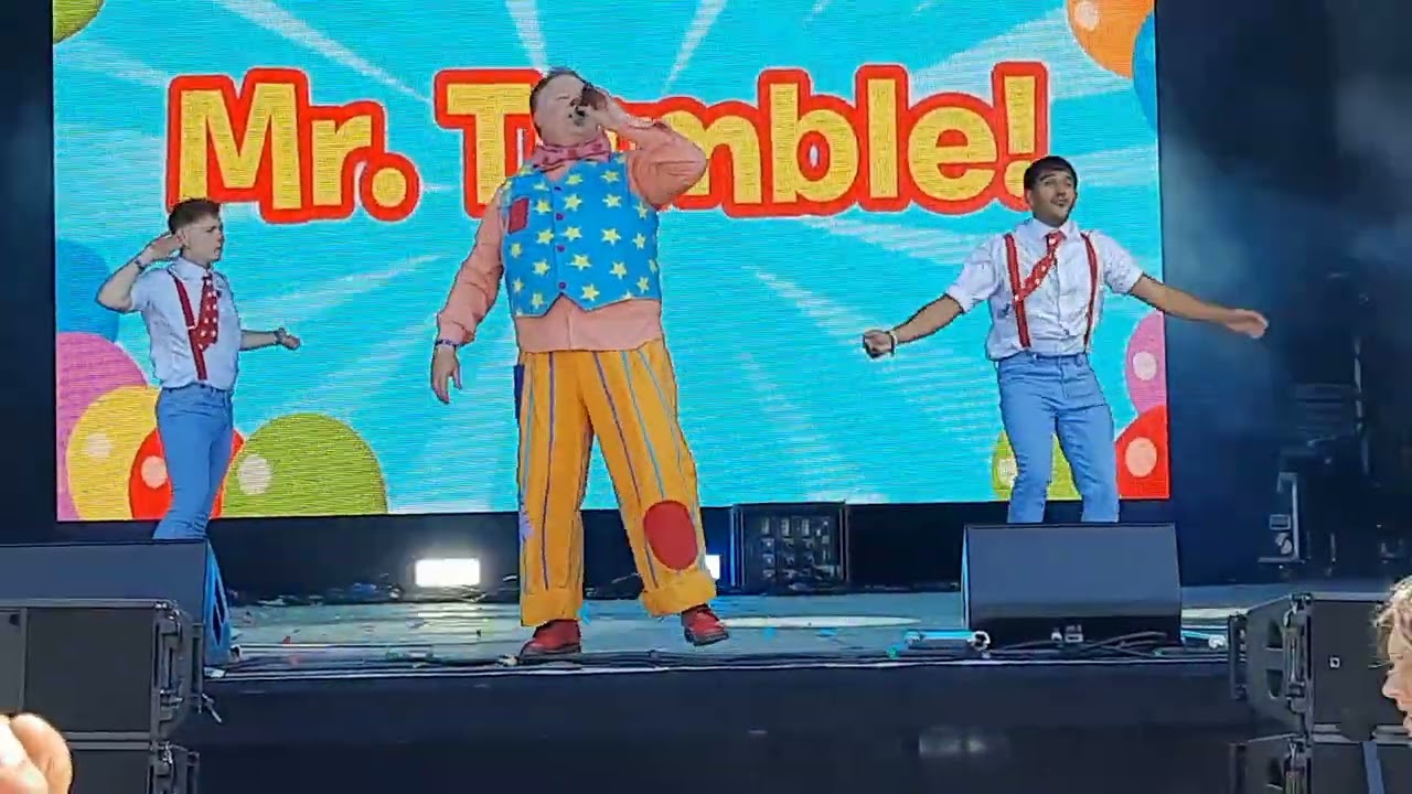 #mrtumble #justinfletcher #campbestival #cbeebies #handsup