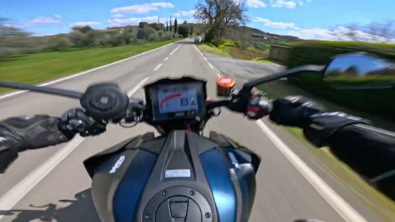 KTM 1290 Superduke R EVO - La bestia semiattiva (Raw Video-Only engine sound)