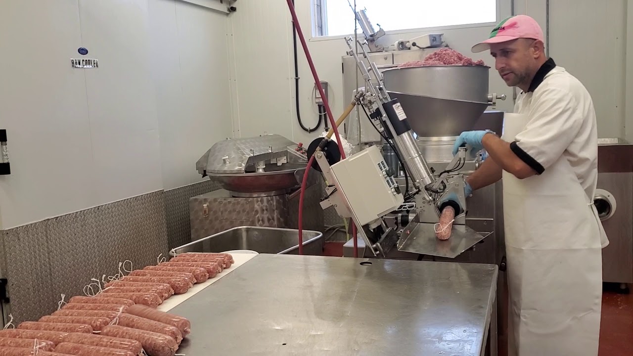 How to clips salami with CDC 800 CLIPPER- Karlovo Inc .Canada www.karlovo.com