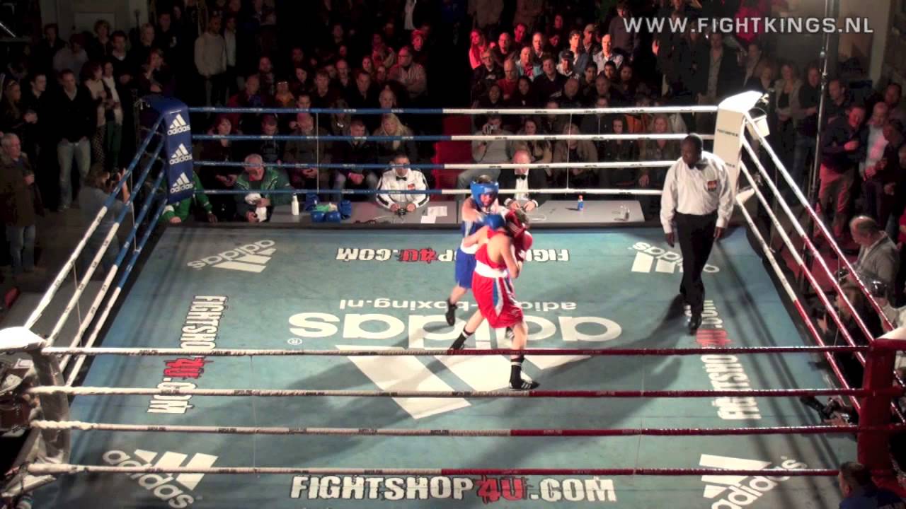 Tonny Jas tegen Jamie Conroy