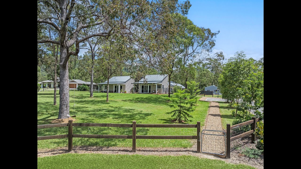 102 Moonlight Ave, Highvale