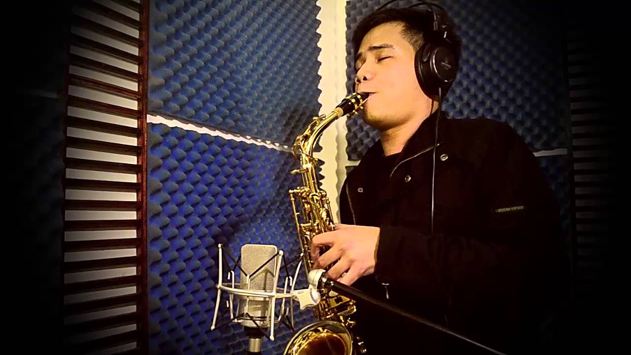 Roar- Katy Perry- Saxophone Cover