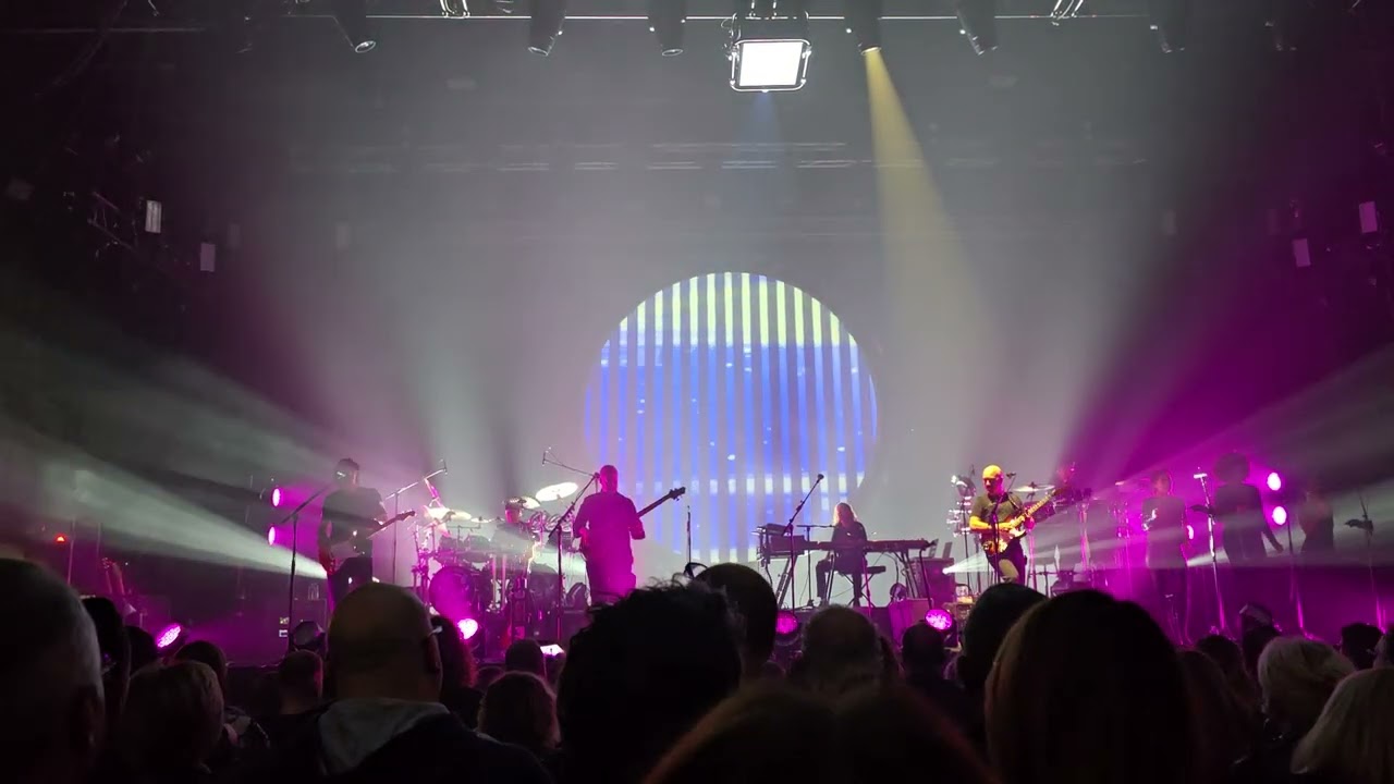 Brit Floyd - Bari 31.10.24 - Sorrow