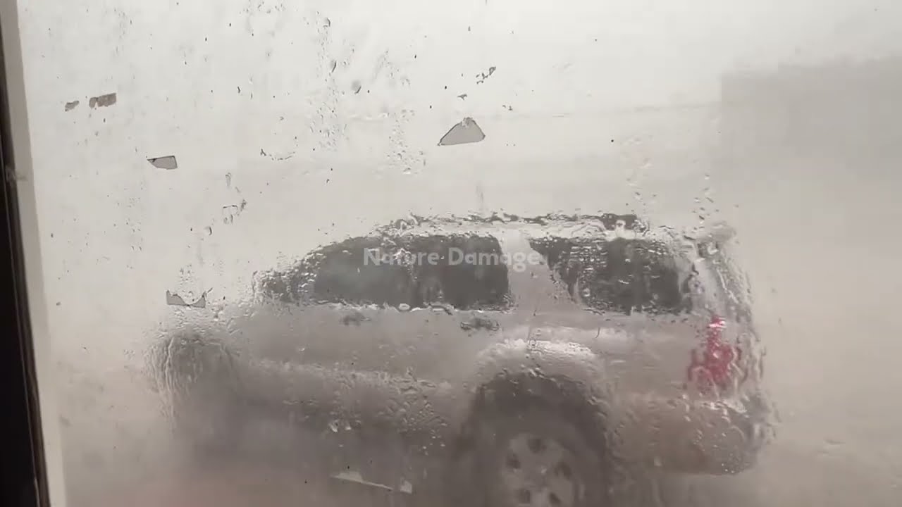 Хаос в Техасе сегодня! Град размером с мяч для гольфа разрушает дома и автомобили в Далласе