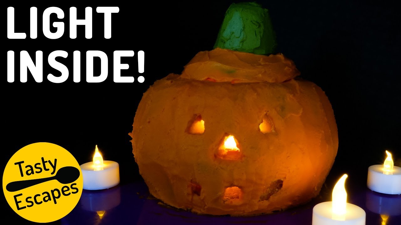 Jack-o-Lantern cake with LIGHT inside | Perfect Halloween centerpiece 🎃!