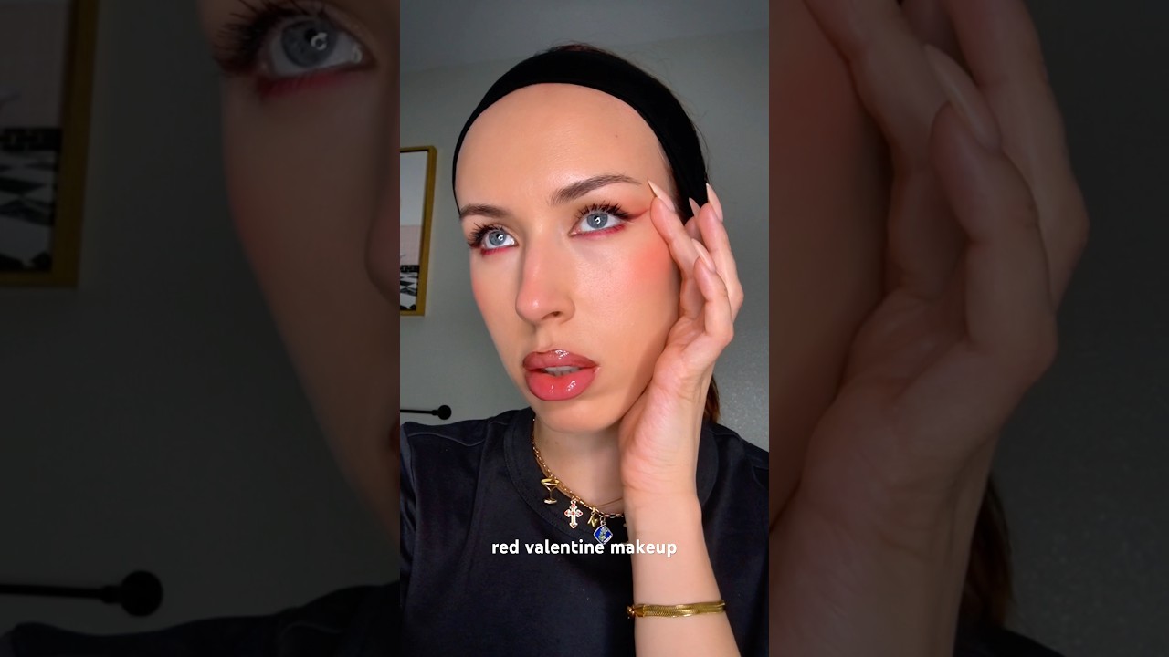 Valentine&rsquo;s Day makeup idea 💓 #short #makeuptips #lipmakeup #makeuptutorial #vdaymakeup #vday