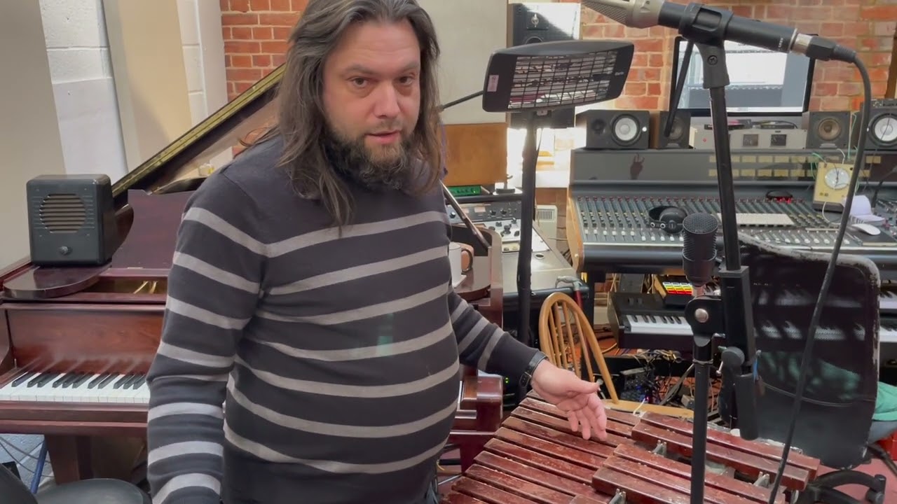 The Countdown Theme Xylophone - Alan Hawkshaw mashup