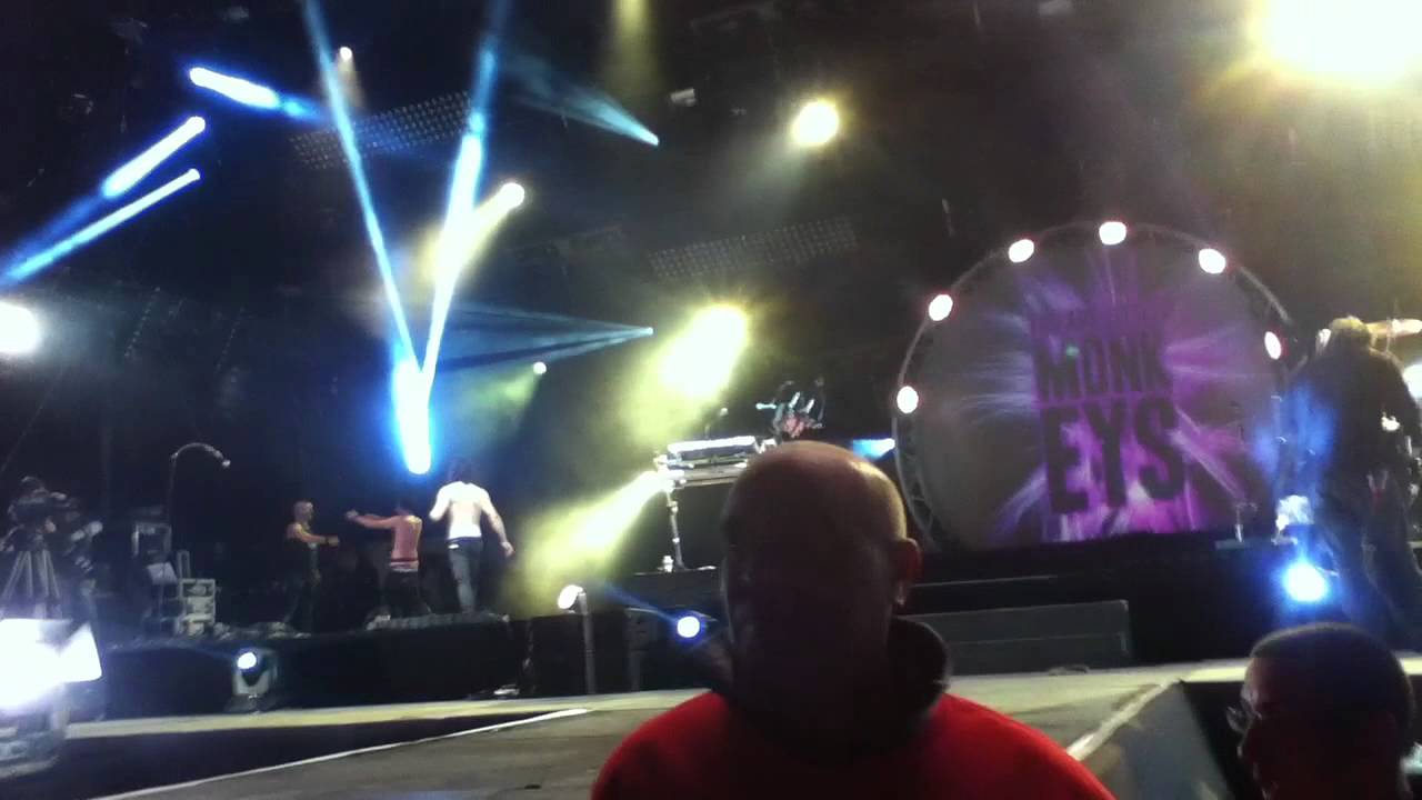 SHAKA PONK - F&Ecirc;TE DE L'HUMANIT&Eacute; 2012