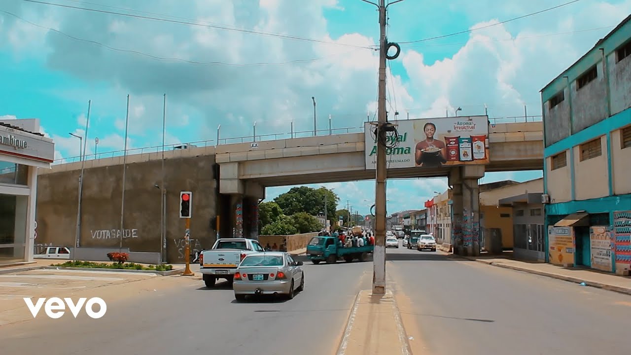 Mr Raju Feat Suasnegra - Cidade de Nampula ((Maluança)) Video Official