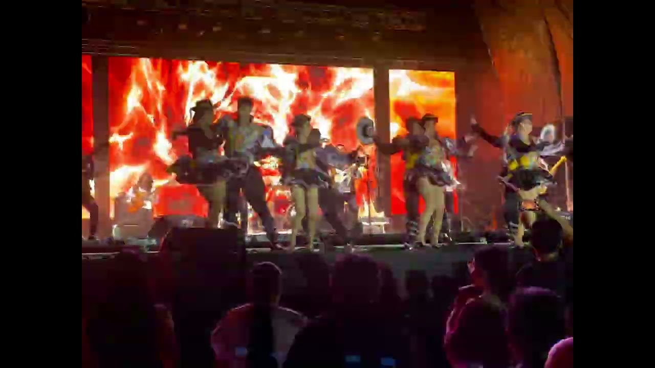 Concierto de Kalamarka 😍 Saya Caliente 🔥 mi favorito 🤩 Domingo, 8 de diciembre de 2024, 00:31