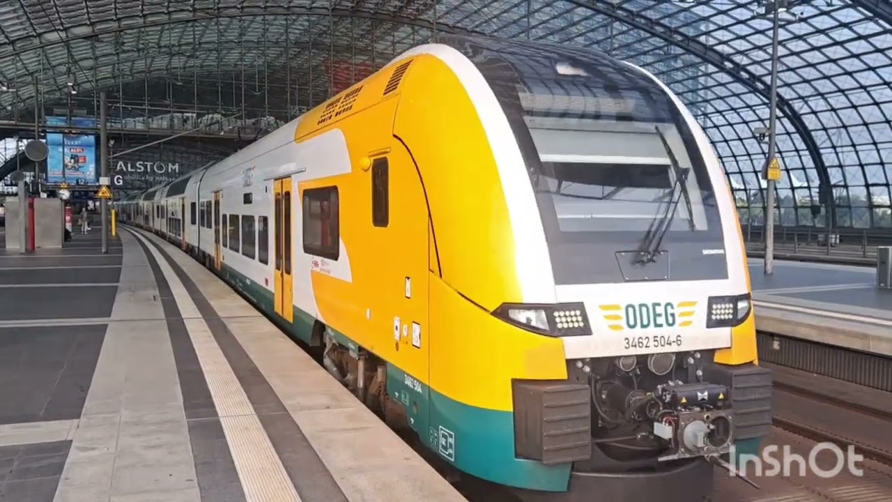 Guten Morgen aus Berlin Hbf Zugverkehr Berlin Hbf am Frühn Morgen
