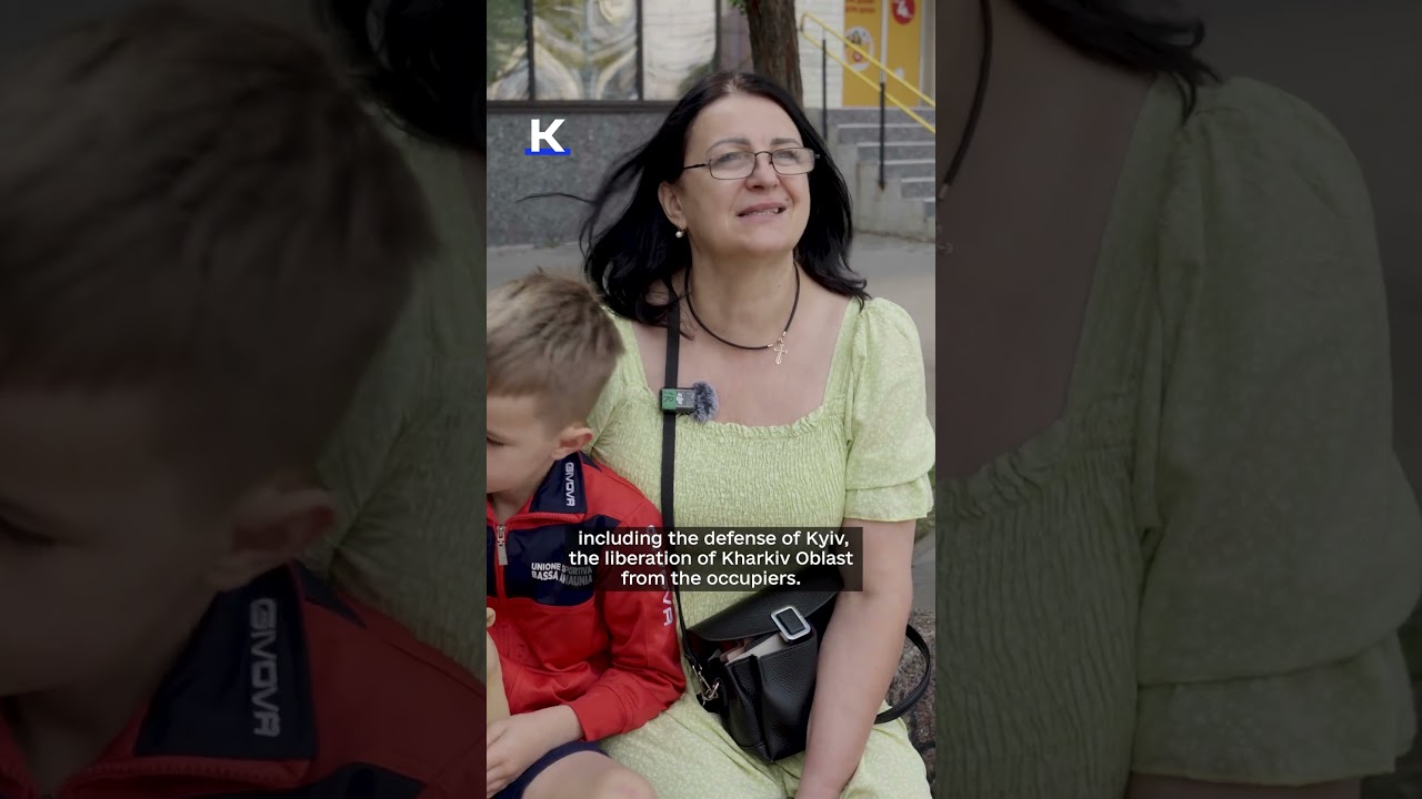 Ukrainians react to Zelensky's military leadership shakeup