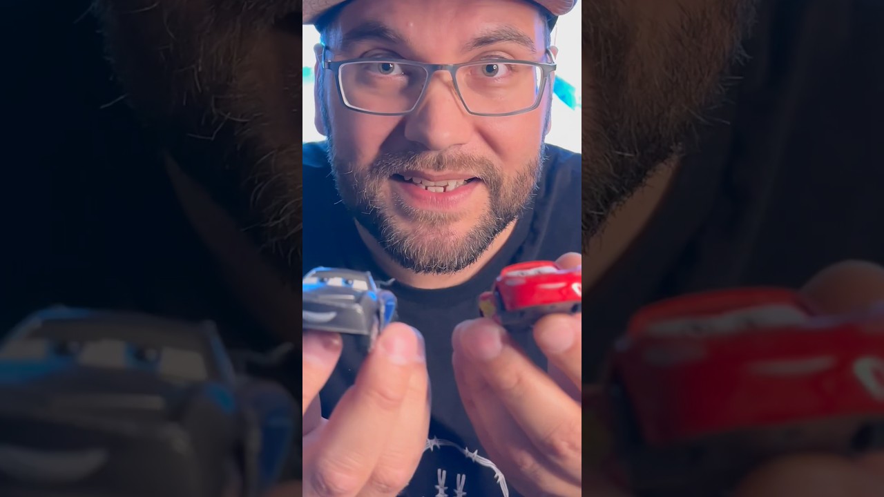 Молния МакКуин VS Джексон Шторм🏎️ За кого ты? #машины #гонки
