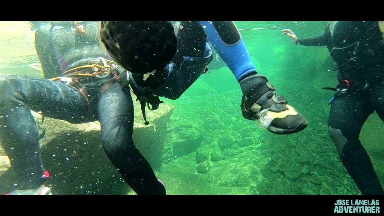 Canyoning Gerês - incredible water color