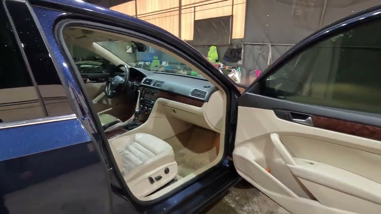 2012 Volkswagen Passat 2.0 TDI  071851  204,390 km