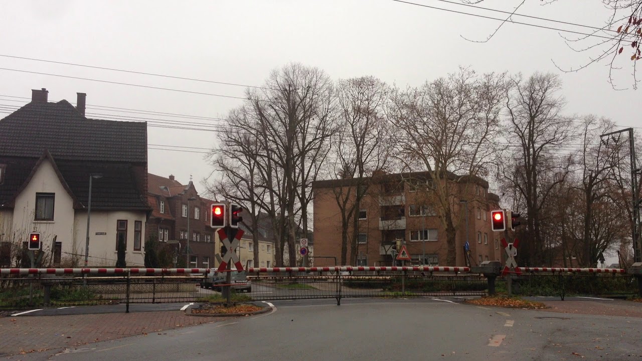 Spoorwegovergang Rheine (D) // Railroad crossing // Bahnübergang