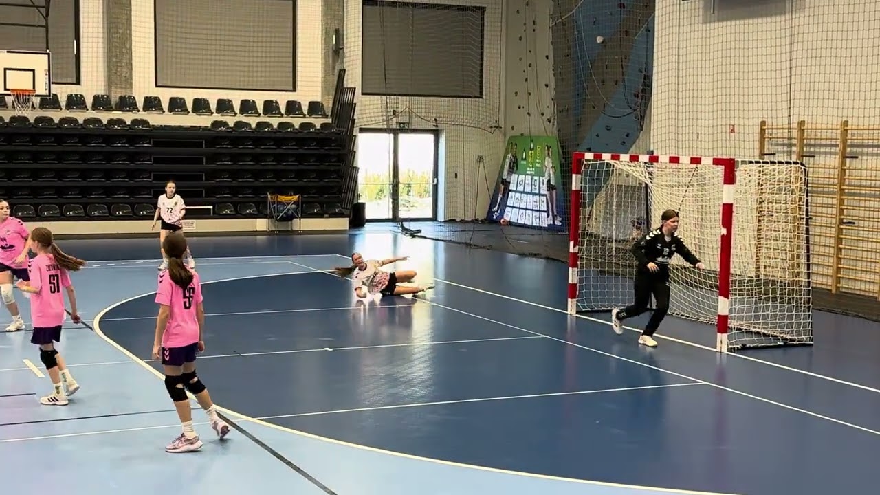 Marcovia 16-9  Jurand Ciechanów 1p