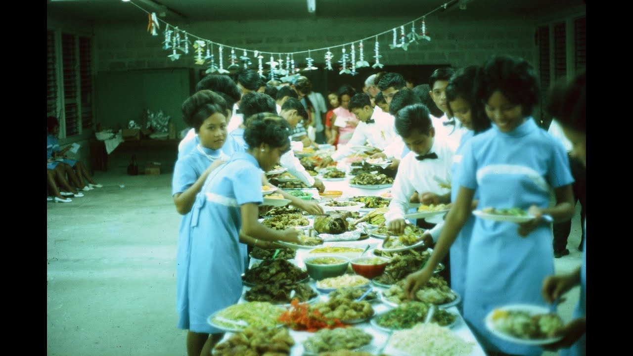 Rota Students Describe Life on Rota and Sing (April 5, 1968)