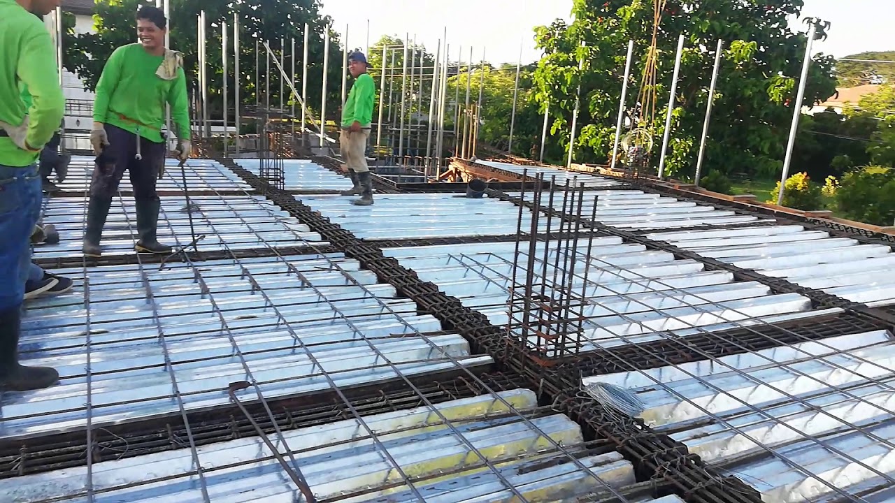 steel deck w/one way slab..