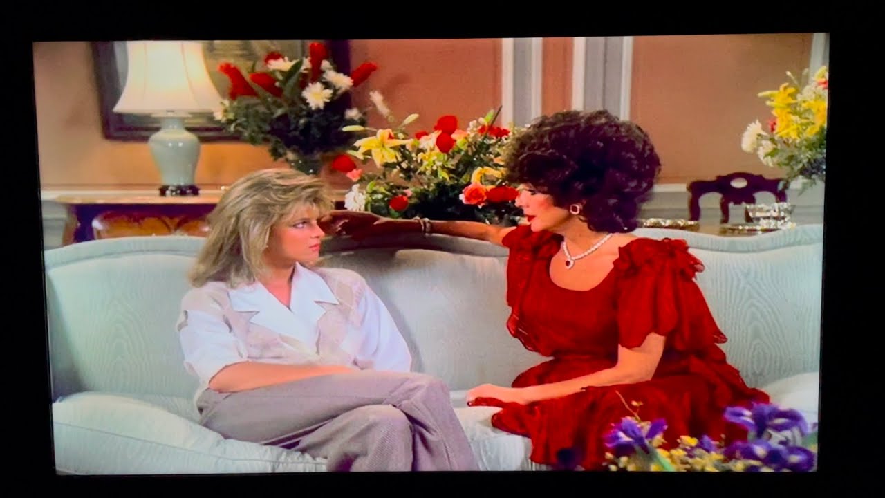 Dynasty: Alexis wants Amanda at her wedding 💒 to Dex.