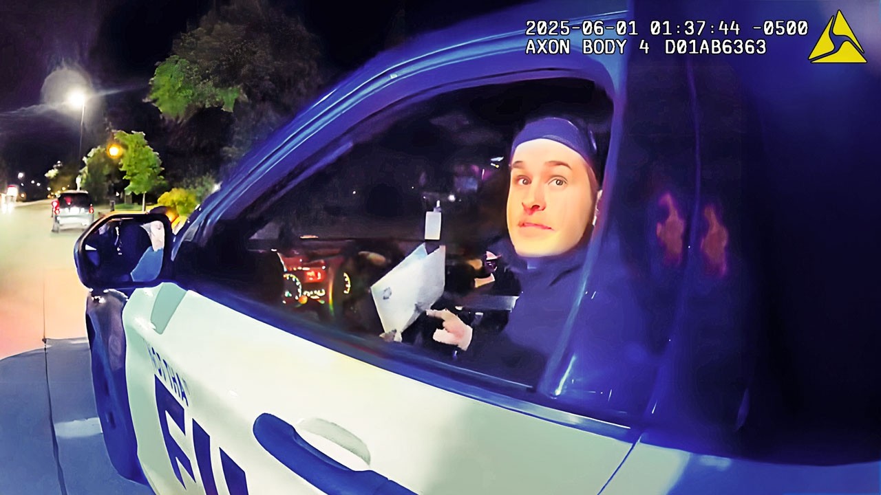 Teen Buys Fake Cop Car… Then Gets Pulled Over by Real Cops