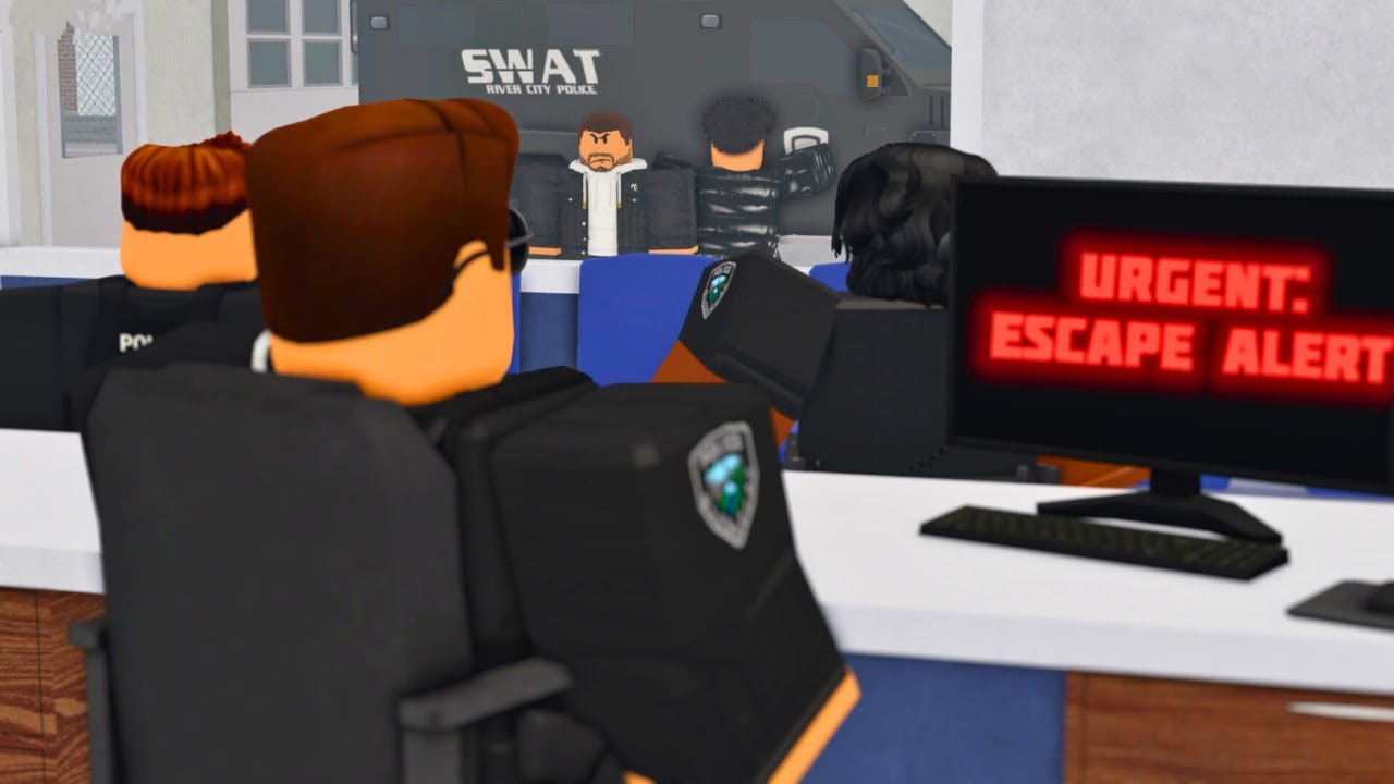 Suspects ESCAPE HOLDINGS CELLS And STEAL BEARCAT! (Emergency Response Liberty County)