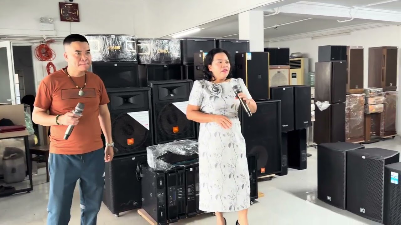 Loa jbl 4738A Mỹ mới đẹp phê quá giá tốt lh 0973096520