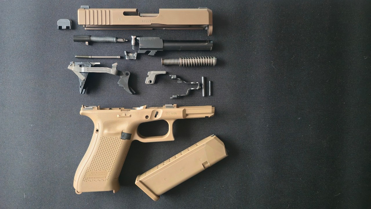 GLOCK - BUDOWA I DZIAŁANIE BRONI