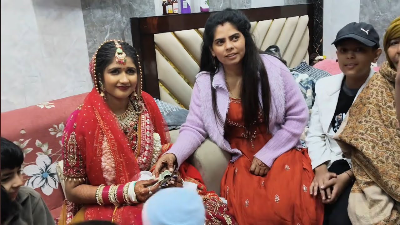 क्या गिफ्ट दिया भाभी को मुंह दिखाई रीना ने😍😍