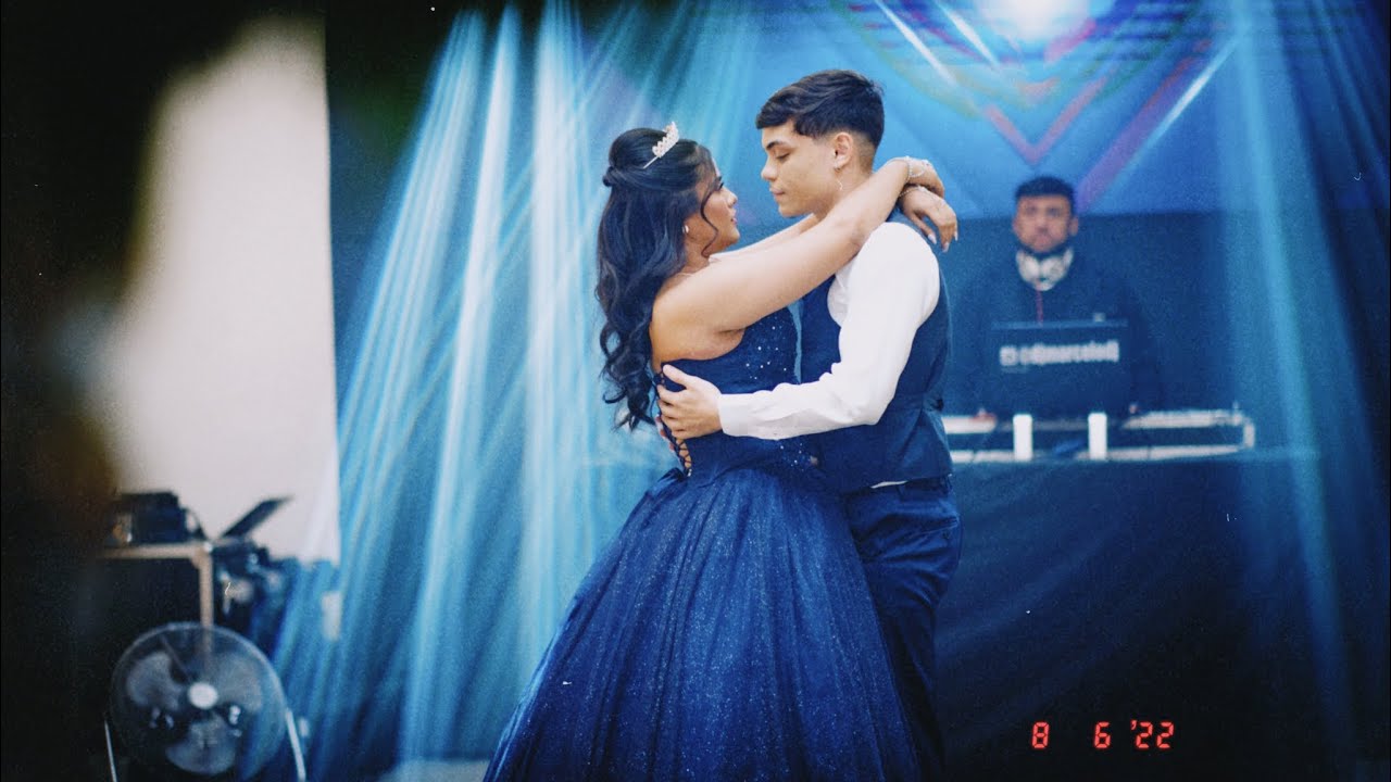 VALSA- STEFANNY 18 ANOS