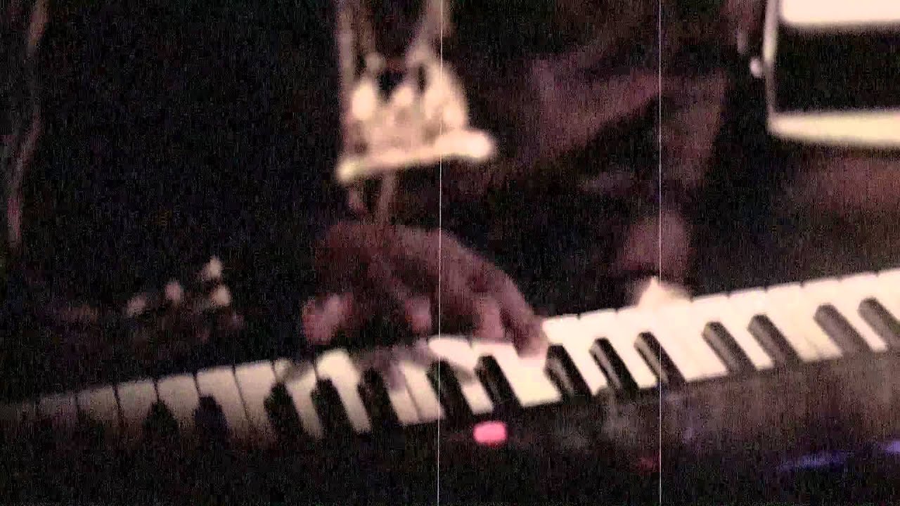 @TraxsterTV  - Back From The 90z