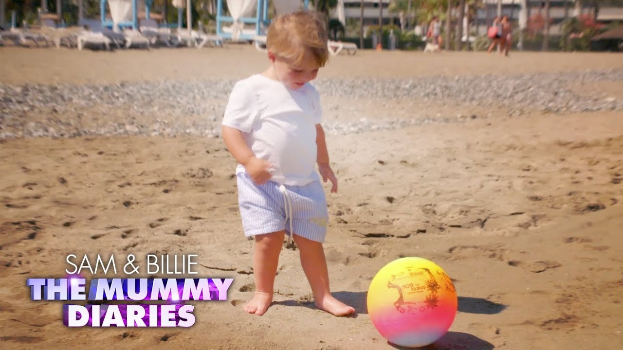 Arthur CONQUERS His Fear of the Sand | The Mummy Diaries
