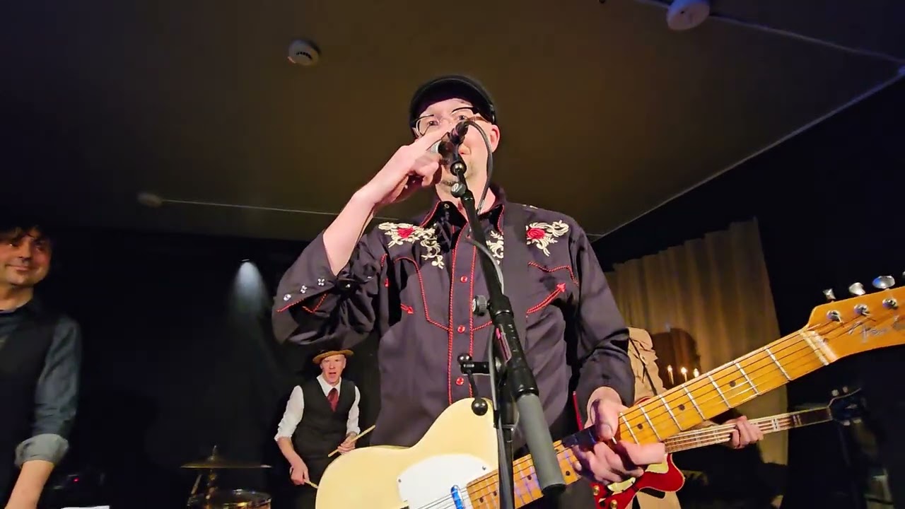 The Strollers / I'm Going Away + Wildman (Tamrons cover)