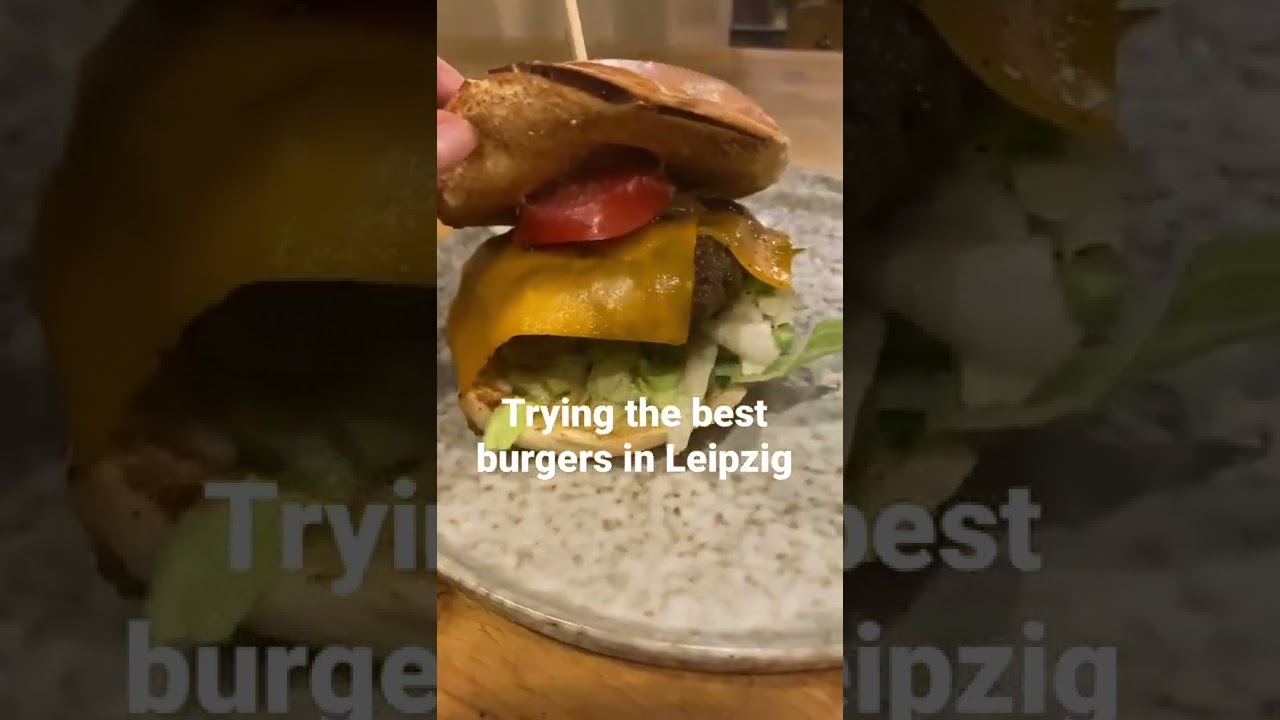 The best burgers in Leipzig ?! 🤔 #foodie #shorts #leipzig #mukbang #tryingfood