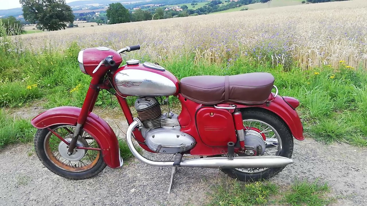 Jawa 353 Kyvacka