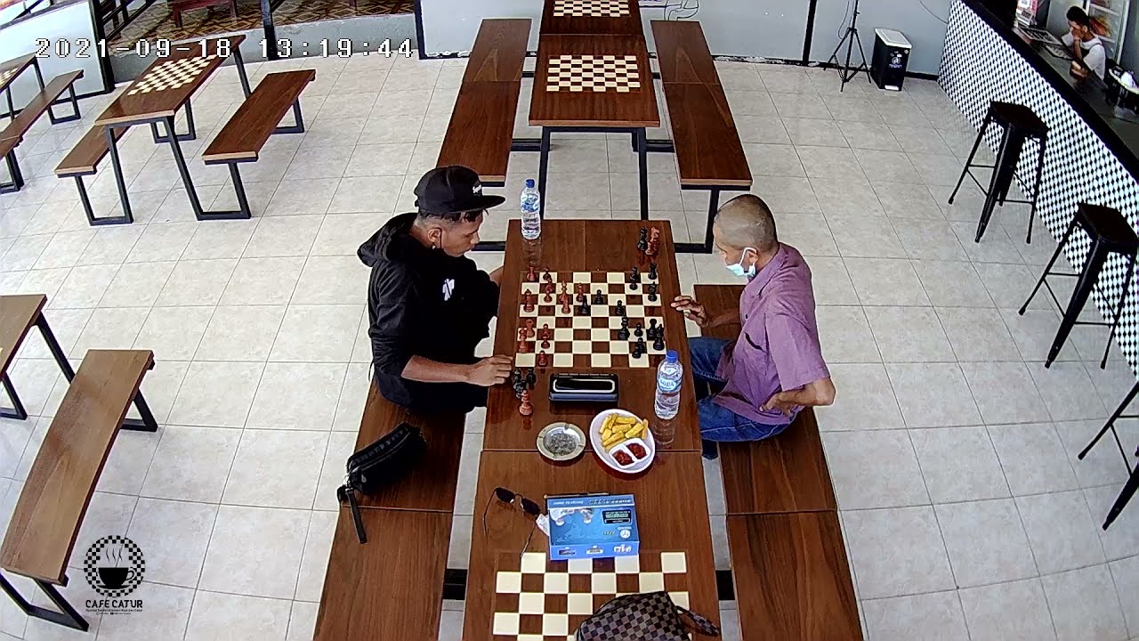 Fun Game 02 - CCTV Cafe Catur