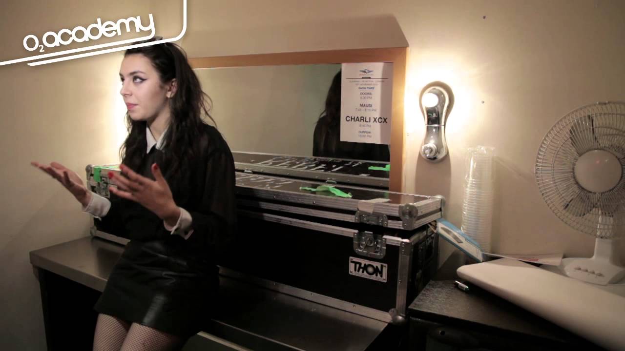 Charli XCX Interview - The Colour of Her Album 'True Romance'
