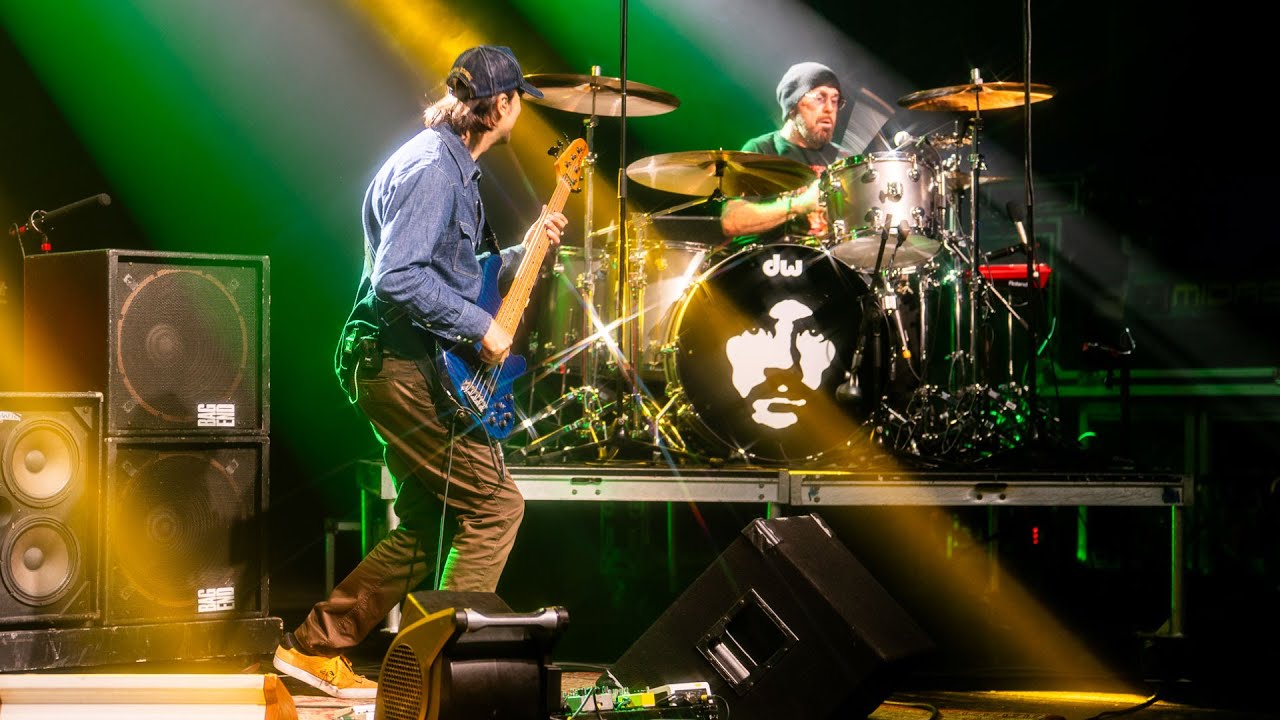 Umphrey's McGee ft. Jason Bonham, James Dylan – 