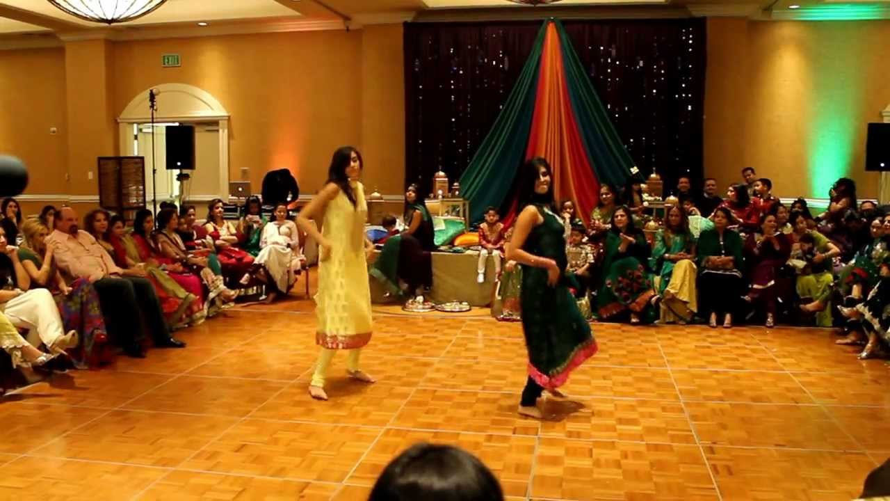 Zeshan & Amber's Mendhi--Girl Dance