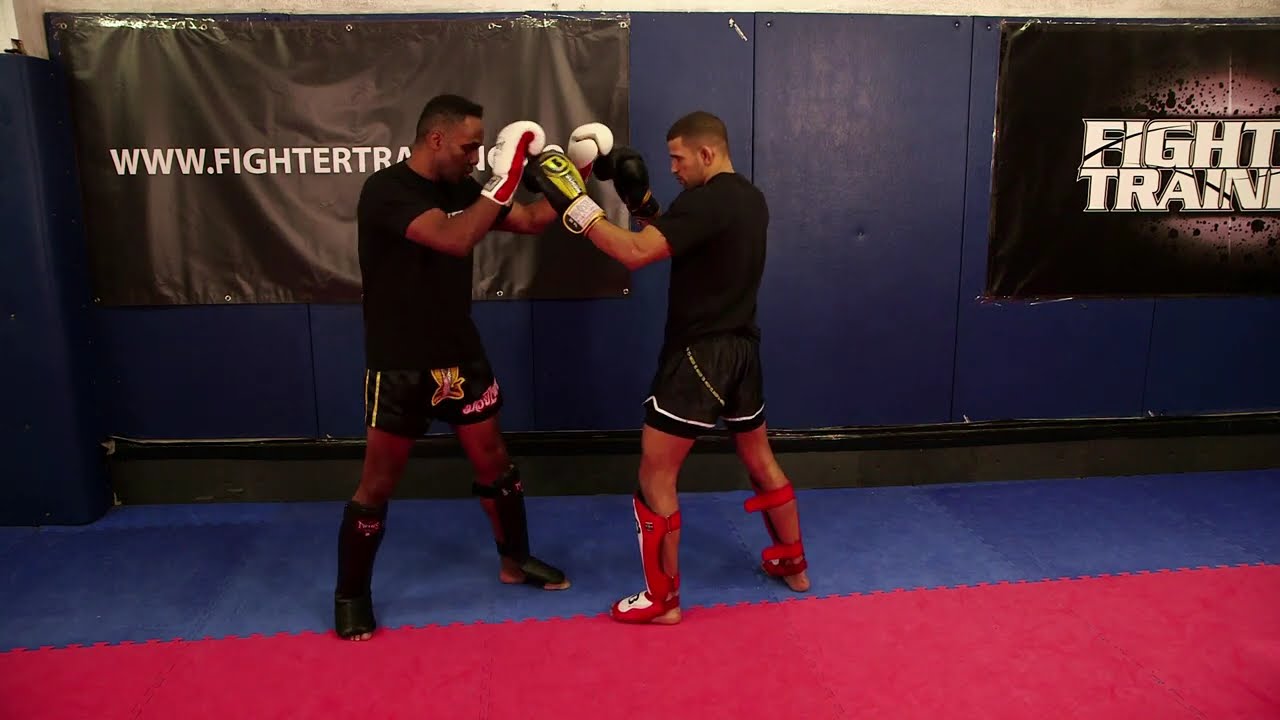 Owen & Andre: MMA Clinch Knees & Elbows (Thai Boxer & UFC Pro)