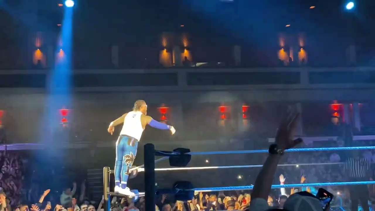 WWE live cardiff jey uso entrance 2024