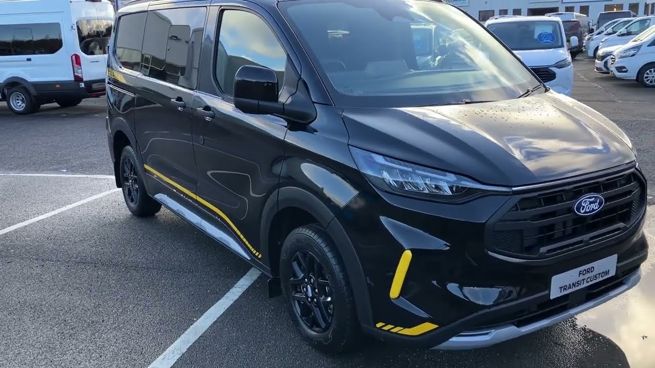 New Transit Custom Trail DCiV in Agate Black