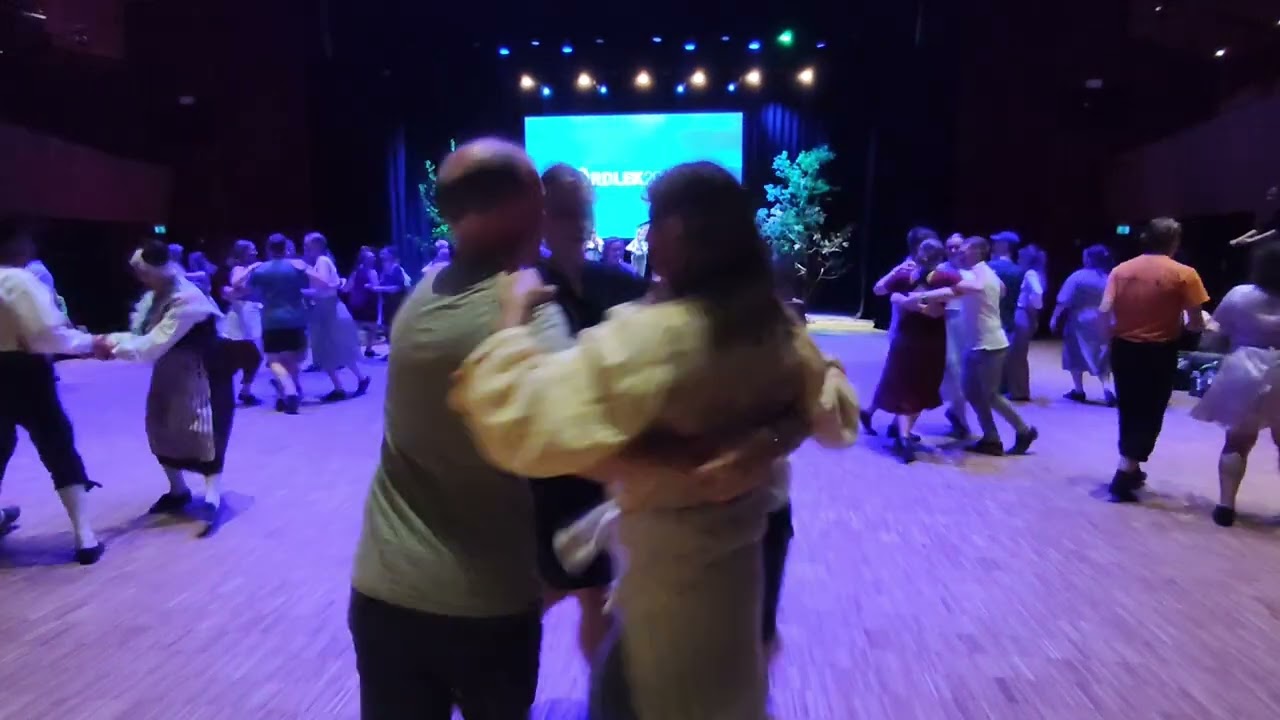 Floating Sofa Quartet & Guro Kvifte Nesheim - Kystnært