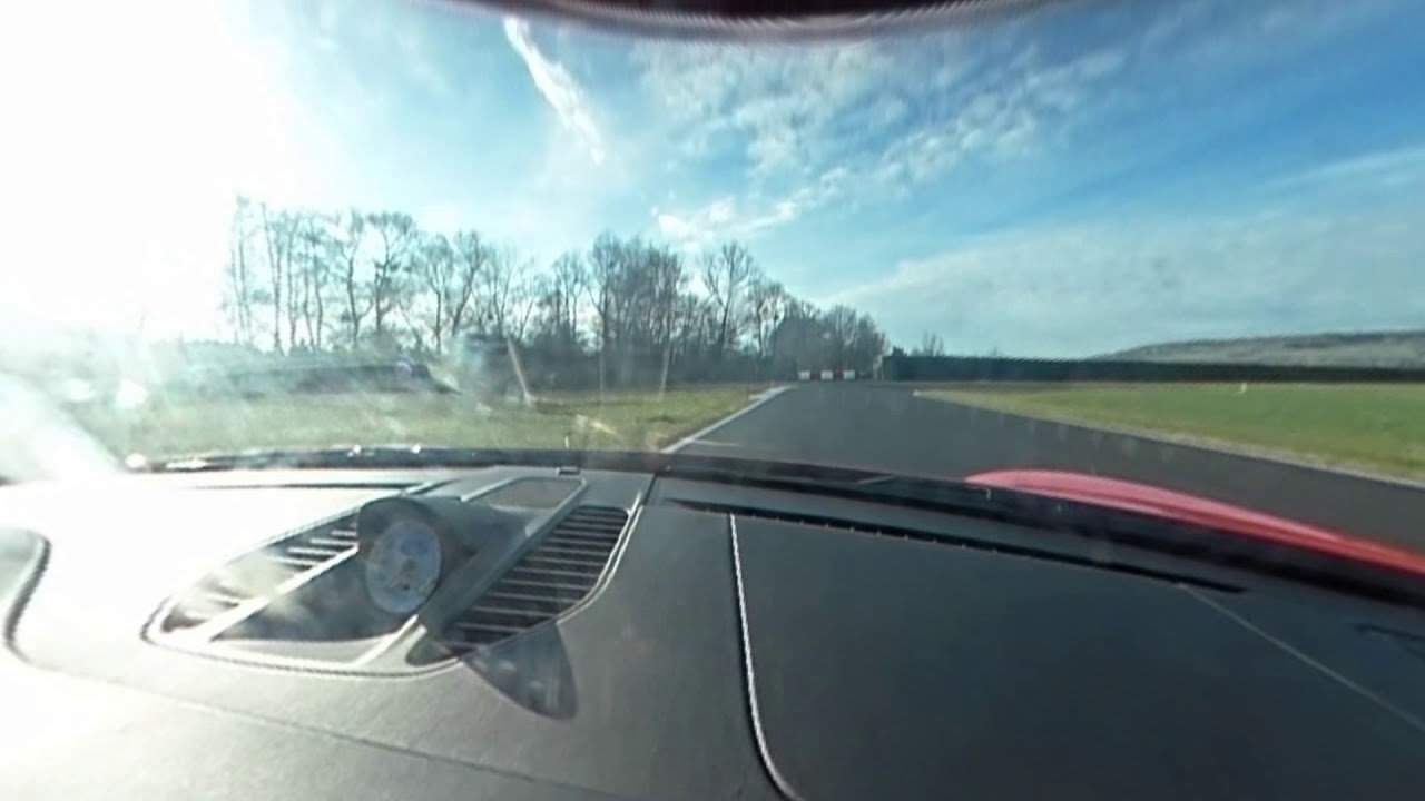 Circuit d&rsquo;Issoire stage Almacar Porsche 911 GT3