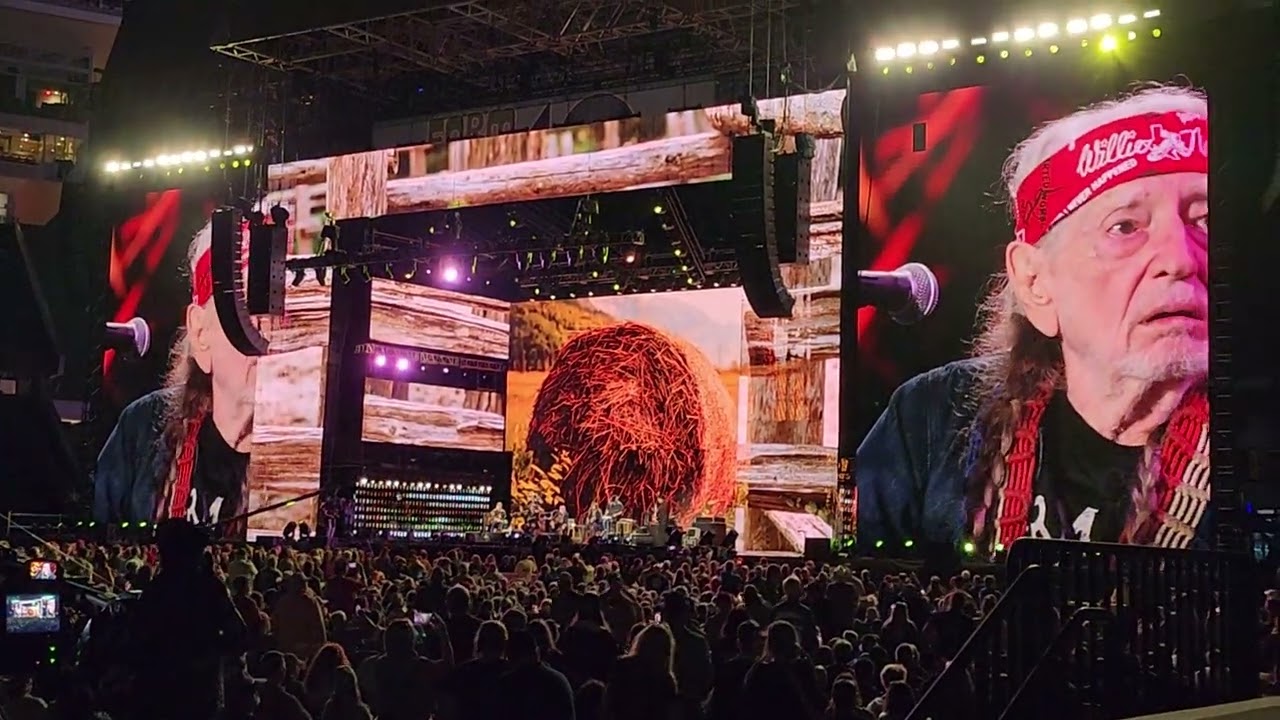 Willie Nelson at Farm Aid ~Everything is Bullshit, 9/20/25, Minneapolis MN 