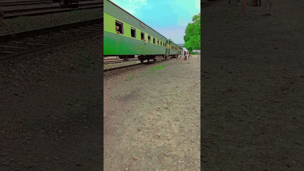 Pakistan Railway | 1UP Khyber Mail Mian Channu #geu20c #train #publictransport #expresstrain #viral