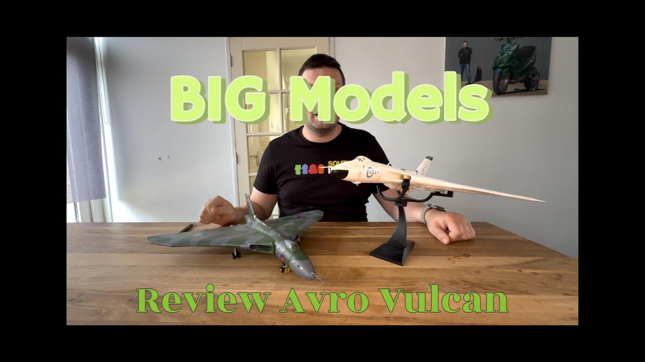 Corgi Avro Vulcan AA27201 & AA27202 1/72 scale Review