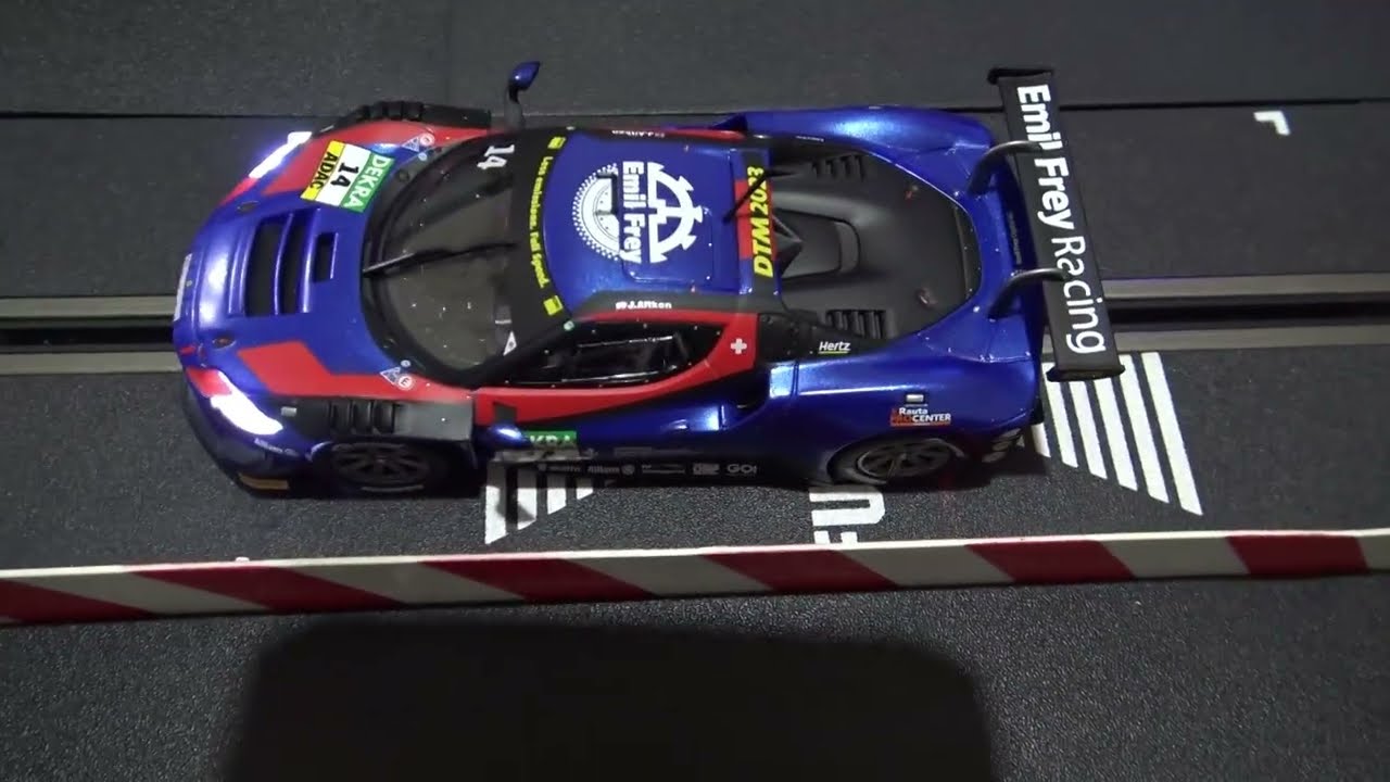 carrera digital unboxing and race, Ferrari 296 GT3.